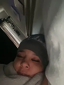 Snapshot of Prettygirl6070 chatting on October 20, 3:34 pm Prettygirl6070 online show from October 20, 3:34 pm