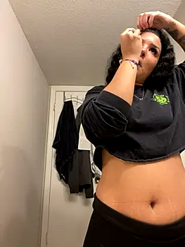 Snapshot of Prettygirl6070 chatting on December 18, 10:49 pm Prettygirl6070 online show from December 18, 10:49 pm