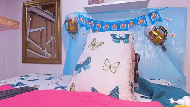 sweegirl69 online show from September 29, 11:59 am