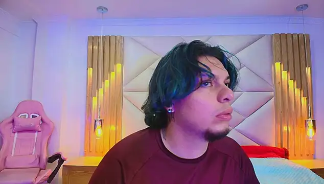 Snapshot of Laia_and_Damian chatting on October 9, 12:19 am Laia and Damian online show from October 9, 12:19 am