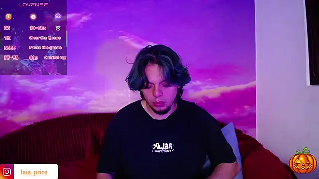 Snapshot of Laia_and_Damian chatting on October 18, 12:28 pm Laia and Damian online show from October 18, 12:28 pm