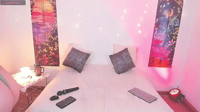 Elisabeth swan online show from February 4, 11:16 am