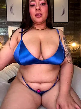 SophieCurves online show from September 24, 3:59 pm