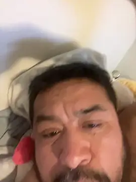 Snapshot of josejoel21 chatting on February 1, 3:49 am josejoel21 online show from February 1, 3:49 am