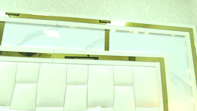 violet sm online show from November 6, 3:18 am