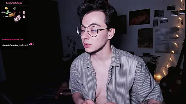 tyler bergg online show from June 8, 6:30 pm