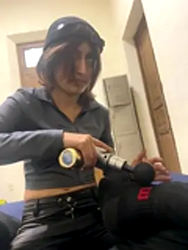 Clavelnegro online show from December 16, 5:07 pm