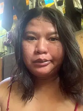 TS-YANNA online show from March 31, 5:41 am