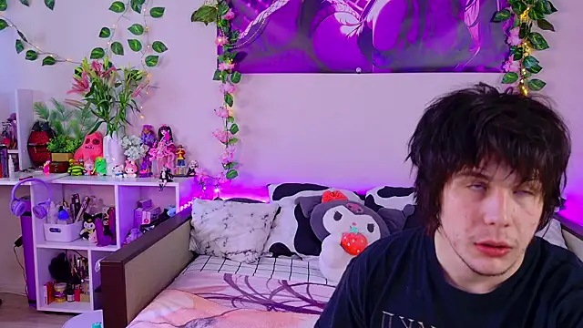 Snapshot of Night_angell69 chatting on March 10, 10:20 am Night angell69 online show from March 10, 10:20 am