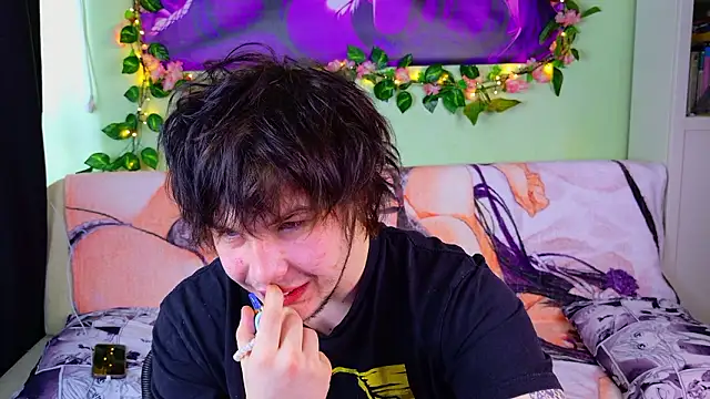 Snapshot of Night_angell69 chatting on March 13, 12:12 pm Night angell69 online show from March 13, 12:12 pm