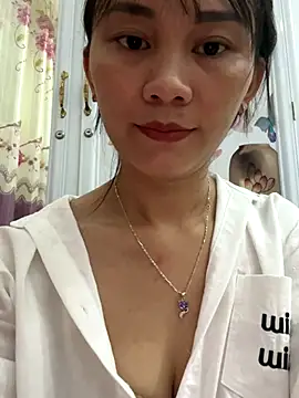 Almond-cute online show from September 23, 10:51 am