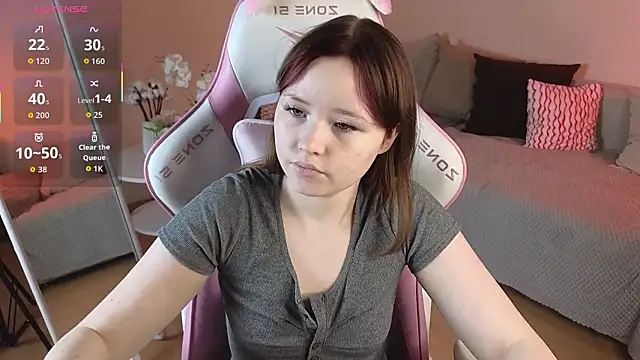 Snapshot of Sweetie_Hope chatting on February 26, 4:39 pm Sweetie Hope online show from February 26, 4:39 pm
