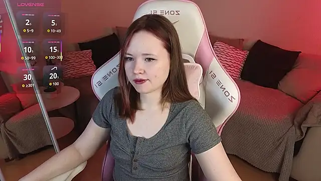 Snapshot of Sweetie_Hope chatting on March 15, 4:35 pm Sweetie Hope online show from March 15, 4:35 pm