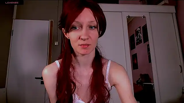 Snapshot of ariana_greys chatting on December 14, 10:58 pm ariana greys online show from December 14, 10:58 pm