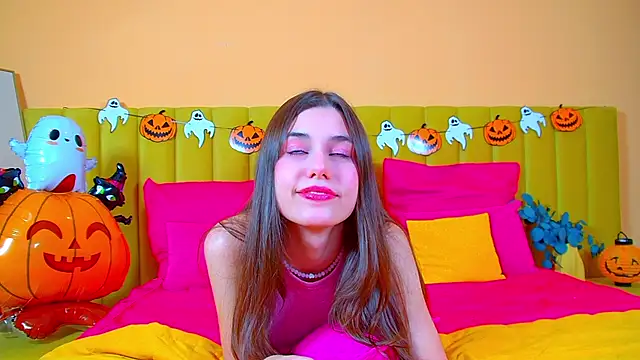 ArianaAllens online show from October 24, 6:10 am