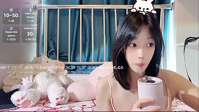 TuTu0066 online show from May 14, 1:12 am