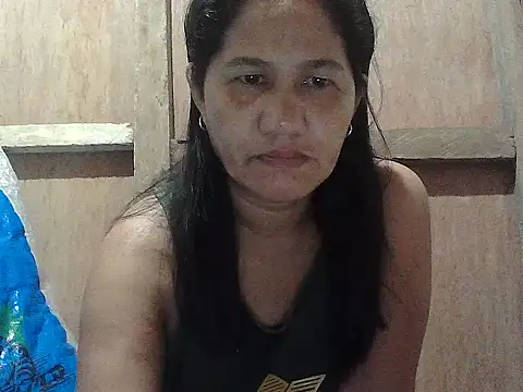 Snapshot of hotmama_063 chatting on February 26, 9:14 pm hotmama 063 online show from February 26, 9:14 pm