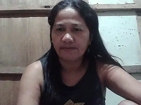 Snapshot of hotmama_063 chatting on March 23, 9:30 pm hotmama 063 online show from March 23, 9:30 pm
