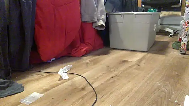 edger4lif3 online show from September 20, 4:52 pm