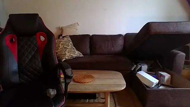 Snapshot of couple2612 chatting on October 14, 1:23 pm couple2612 online show from October 14, 1:23 pm