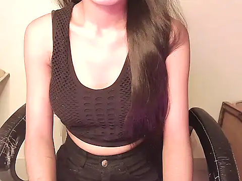 Snapshot of alia_rahil chatting on May 16, 4:20 am alia rahil online show from May 16, 4:20 am