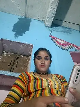 LUCKY cut online show from October 7, 2:58 pm