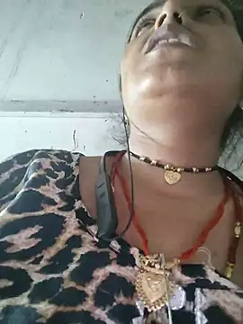 Snapshot of LUCKY_cut chatting on July 18, 3:38 pm LUCKY cut online show from July 18, 3:38 pm