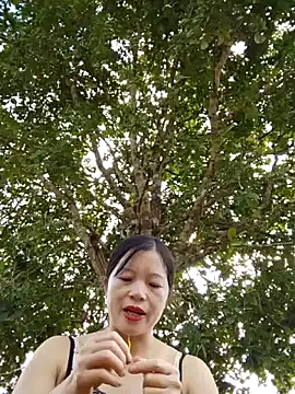 Snapshot of samsam-bae chatting on September 24, 2:04 am samsam-bae online show from September 24, 2:04 am