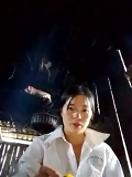 Snapshot of samsam-bae chatting on October 11, 8:24 am samsam-bae online show from October 11, 8:24 am