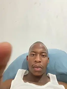 Snapshot of dick4mami chatting on March 13, 2:12 pm dick4mami online show from March 13, 2:12 pm