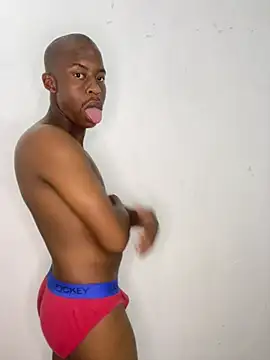 Snapshot of dick4mami chatting on March 27, 2:39 pm dick4mami online show from March 27, 2:39 pm