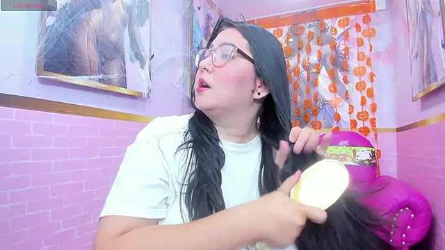 Dulce meow online show from October 24, 11:39 am