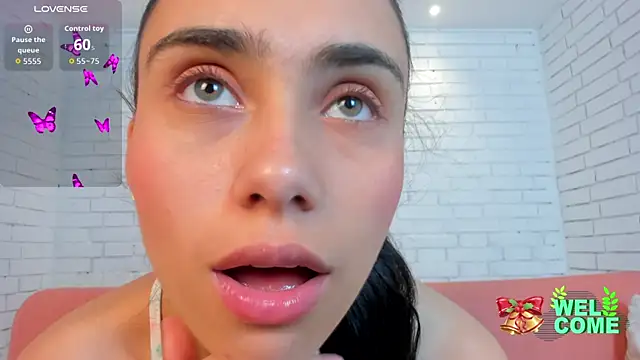 sofiapalacioss online show from December 22, 6:27 pm