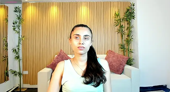 sofiapalacioss online show from February 18, 8:27 pm