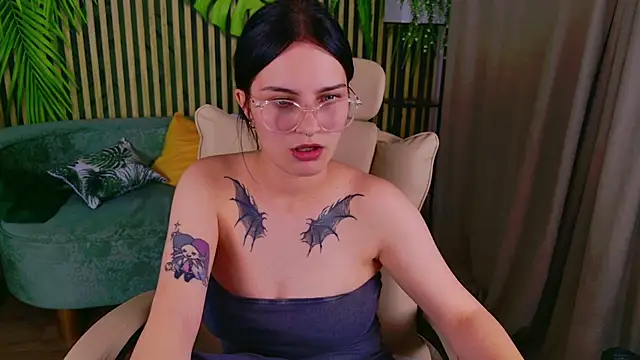 Snapshot of Angel_Braun chatting on September 27, 10:15 pm Angel Braun online show from September 27, 10:15 pm