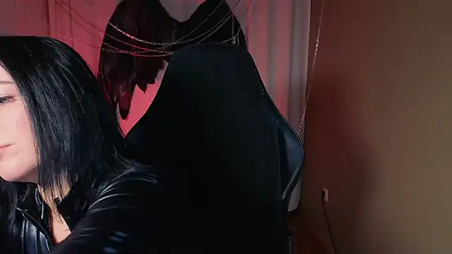 Jolie Orchid online show from November 5, 12:16 pm