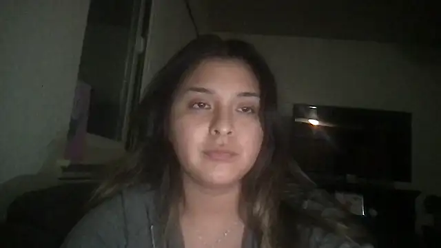 tinnnyym online show from November 12, 5:30 am