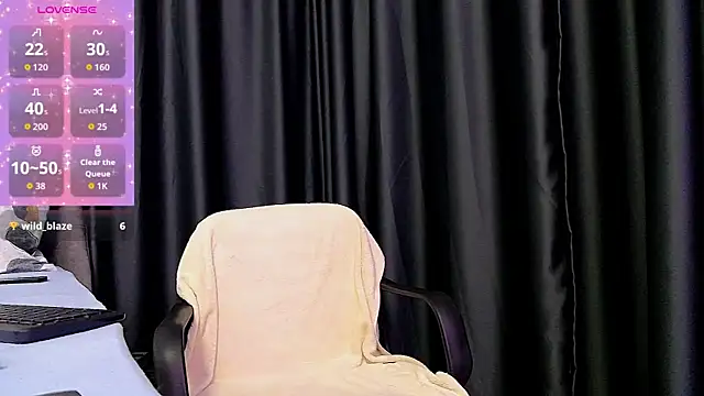 Snapshot of nattysx chatting on November 29, 7:17 pm nattysx online show from November 29, 7:17 pm