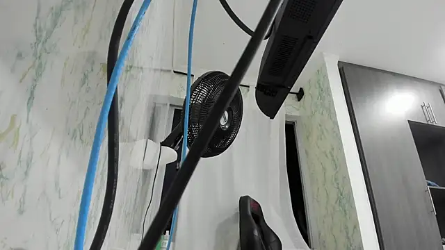 Snapshot of ValerySkinnyy chatting on October 26, 3:01 am ValerySkinnyy online show from October 26, 3:01 am