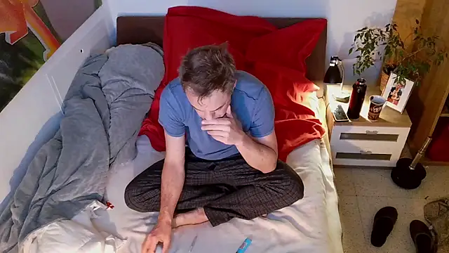 EdelHolz91 online show from December 23, 3:37 am