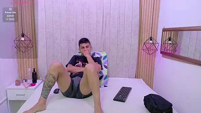 Kity spiderr online show from November 3, 12:28 pm