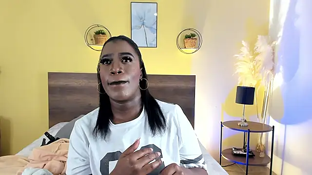 Snapshot of ViolettGomez_93 chatting on September 28, 4:18 am ViolettGomez 93 online show from September 28, 4:18 am