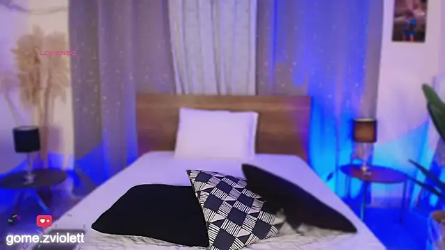 Snapshot of ViolettGomez_93 chatting on November 23, 4:12 am ViolettGomez 93 online show from November 23, 4:12 am