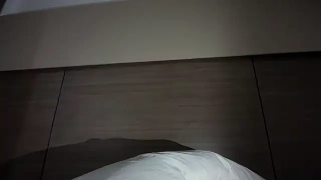 Snapshot of Liiz_01 chatting on November 25, 2:55 am Liiz 01 online show from November 25, 2:55 am