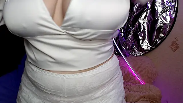 MillyBoo0 online show from December 3, 5:22 pm