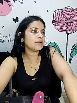 ValerieLove  online show from September 23, 7:28 pm