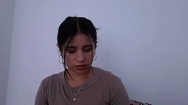 ValerieLove  online show from November 28, 3:36 pm