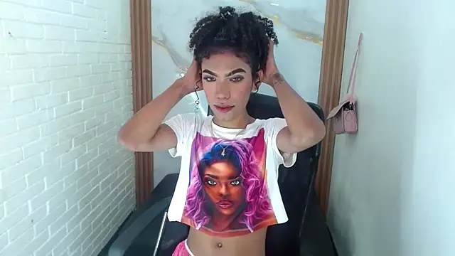 Penelopee Rouse online show from October 10, 7:35 pm