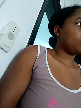 Snapshot of MoniqueMulberry chatting on October 18, 8:42 pm MoniqueMulberry online show from October 18, 8:42 pm