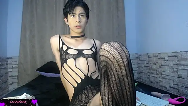 Snapshot of DaraKat18 chatting on September 21, 9:27 pm DaraKat18 online show from September 21, 9:27 pm